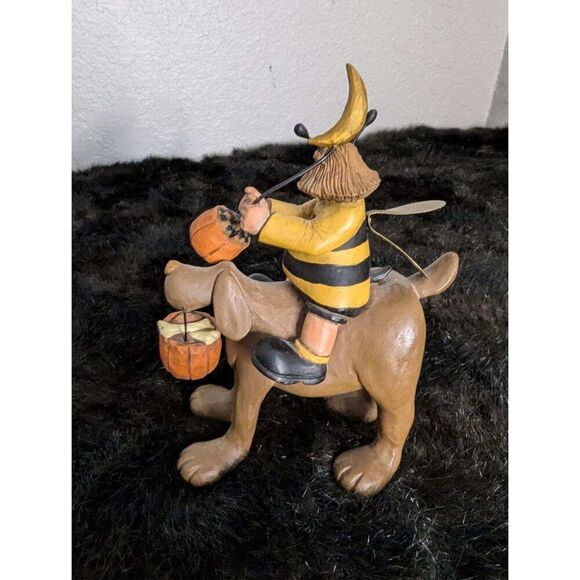 Halloween Williraye Buzzing Around bee riding dog moon stars - Picture 5 of 5